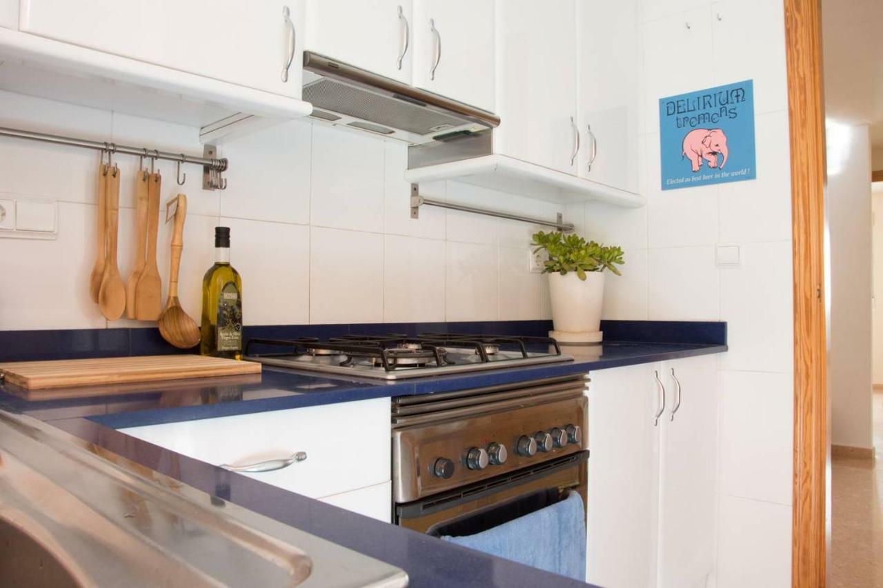 Lovely Penhouse In Alicante With Parking Exterior foto