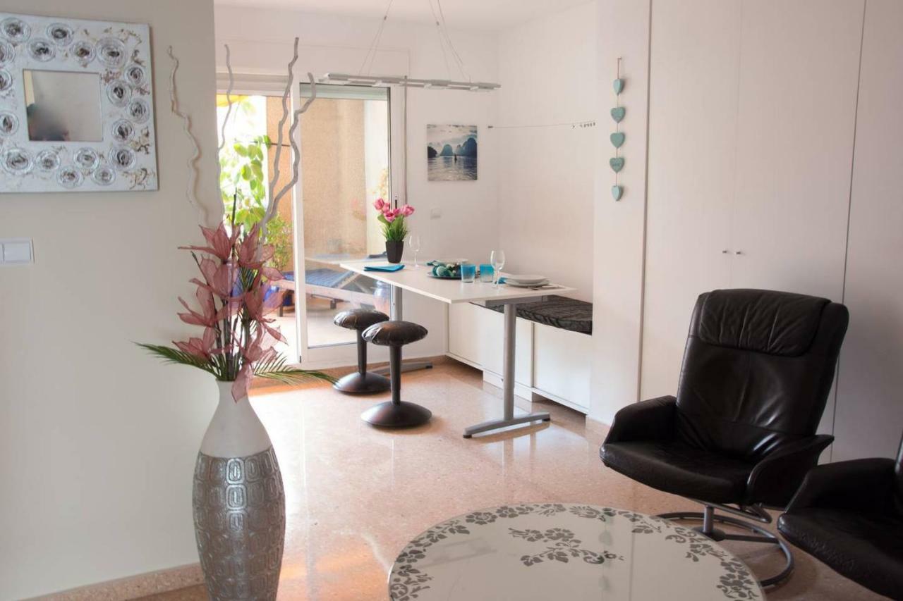 Lovely Penhouse In Alicante With Parking Exterior foto